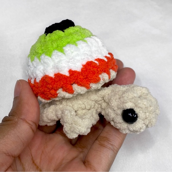 Crochet Fidget Popping Turtle - Picture 3 of 8